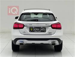 مرسيدس بنز GLA